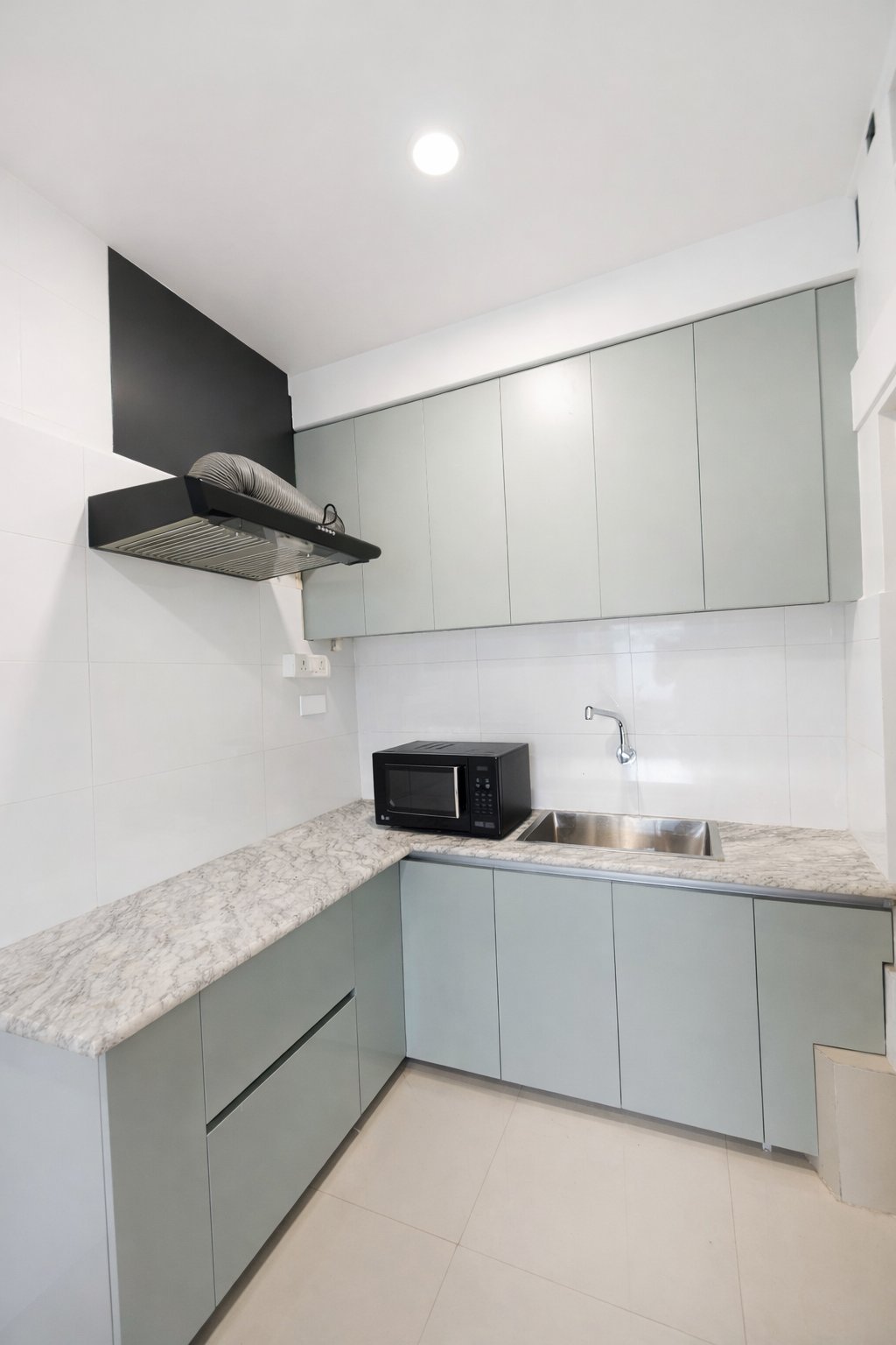Single Room — shared kitchen access